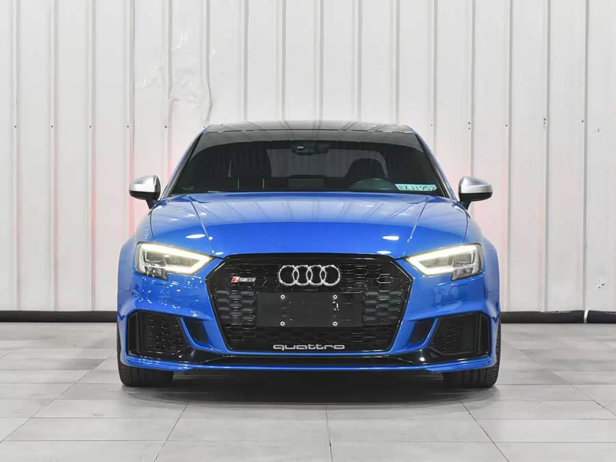 Audi RS 3 2018 car image #3