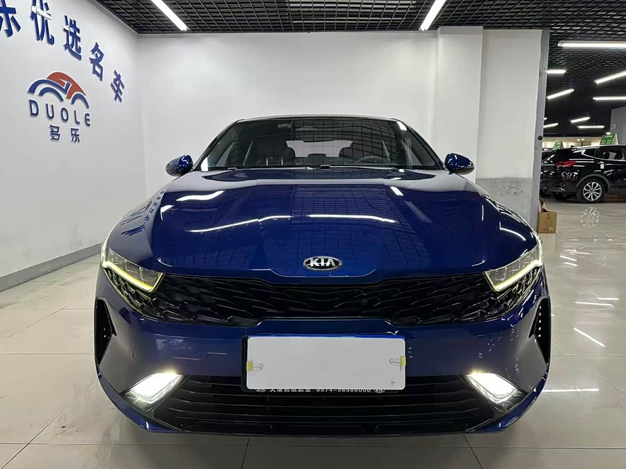 Kia K5 2020 car image #3