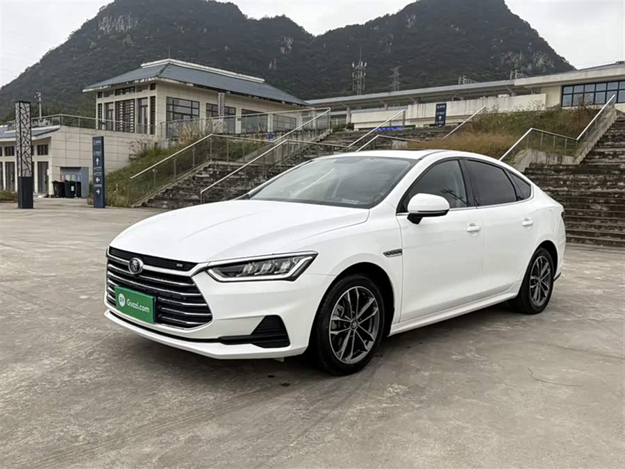 BYD Qin Pro 2020 immagine di auto #3