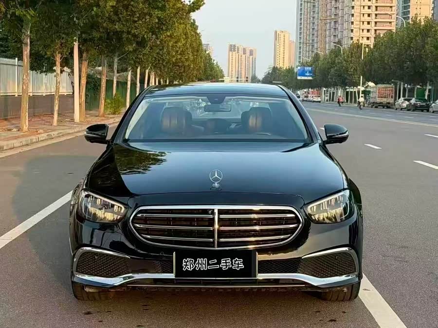 Mercedes-Benz E Class New Energy 2022 car image #3