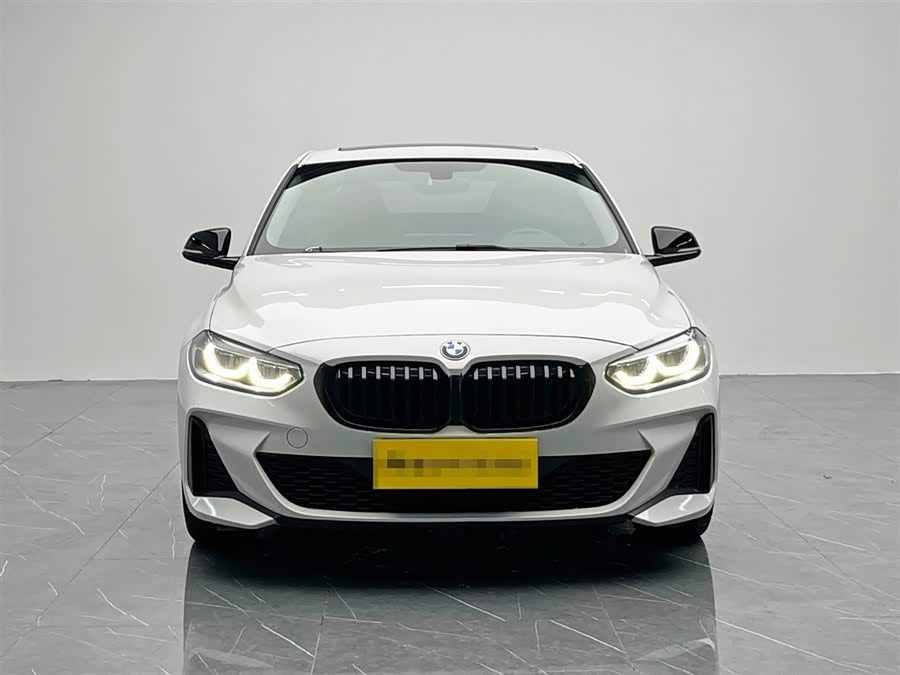 BMW 1 Series 2023 #3 BMW 1 Series 2023 car image #3