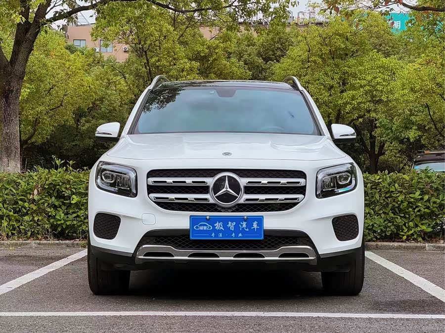 Mercedes-Benz GLB Class 2022 car image #3