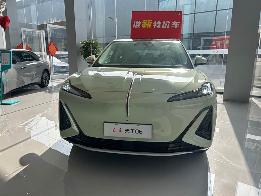 HongQi TianGong 06 2025 #3 HongQi TianGong 06 2025 car image #3