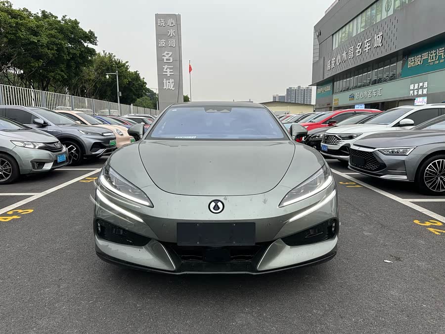 Denza Z9GT 2024 car image #3