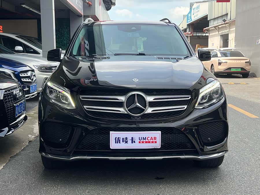 Mercedes-Benz GLE Class 2018 #3 Mercedes-Benz GLE Class 2018 car image #3