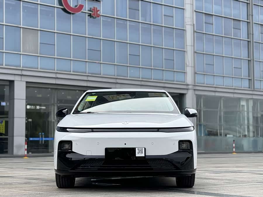 零跑汽车 零跑B01 汽车图片 #3