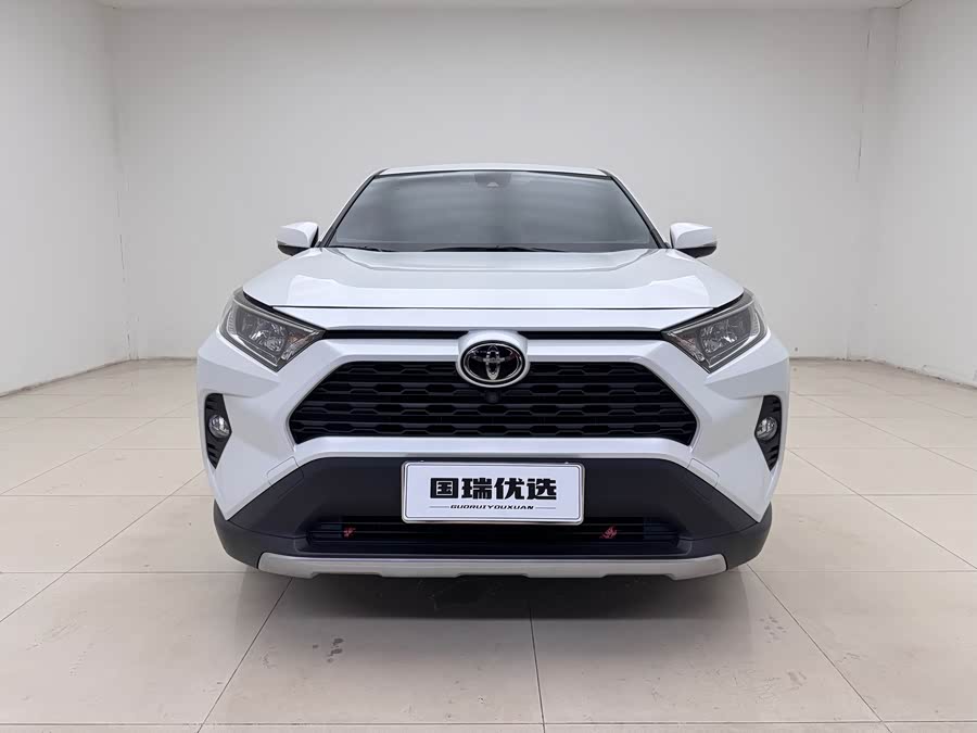 Toyota RAV4 2021 #3 Toyota RAV4 2021 car image #3