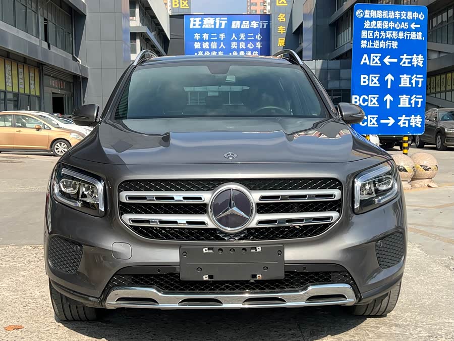 Mercedes-Benz GLB Class 2020 car image #3