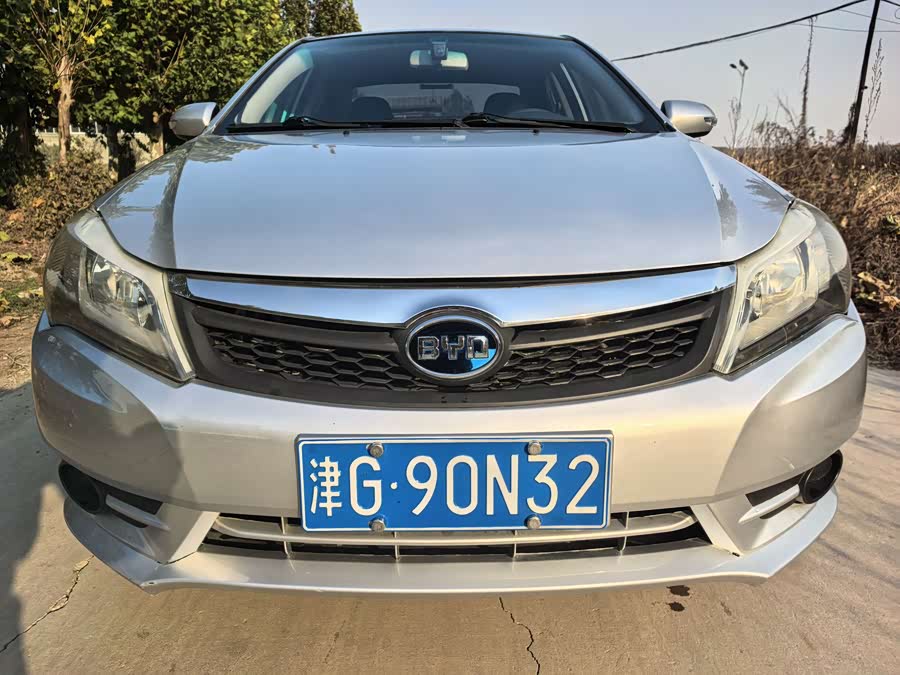 BYD F3 2017 car image #3