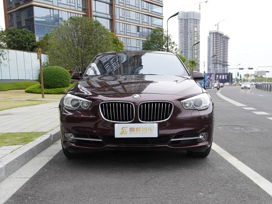 BMW 5 Series GT 2010 immagine di auto #3