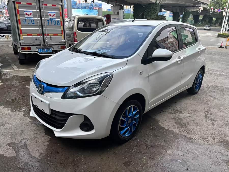 Changan BenBen EV 2019 #3 Changan BenBen EV 2019 изображение автомобиля #3
