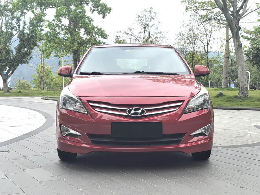 Mazda Reina Hatchback 2014 #3 Mazda Reina Hatchback 2014 car image #3