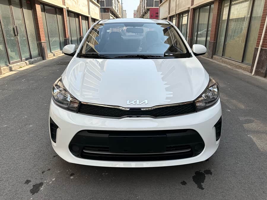 Kia Pegas 2024 image de voiture #3