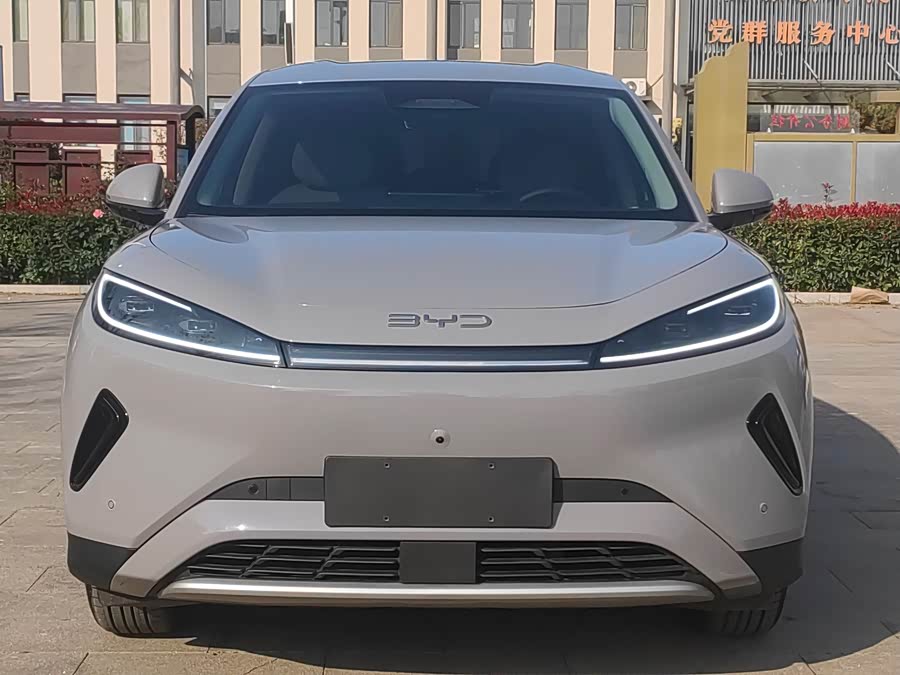 BYD Sea Lion 05 EV 2025 car image #3