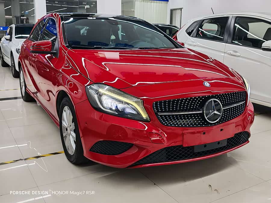 Mercedes-Benz A Class (Imported) 2013 immagine di auto #3