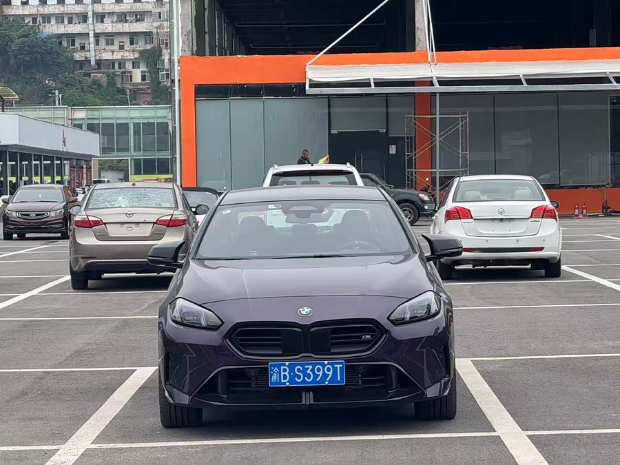 BMW M235L 2025 immagine di auto #3