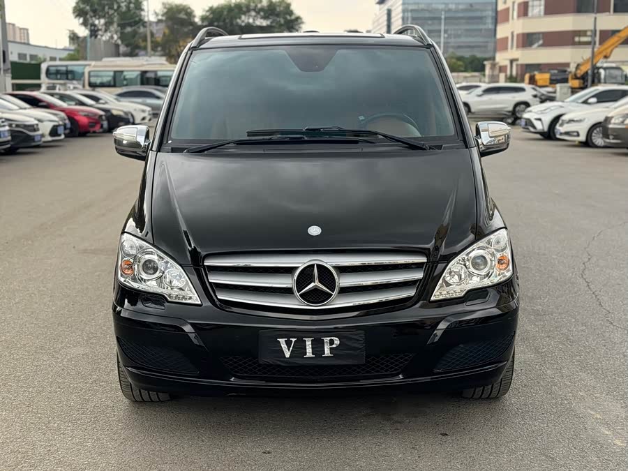 Mercedes-Benz Viano (Imported) 2012 immagine di auto #3