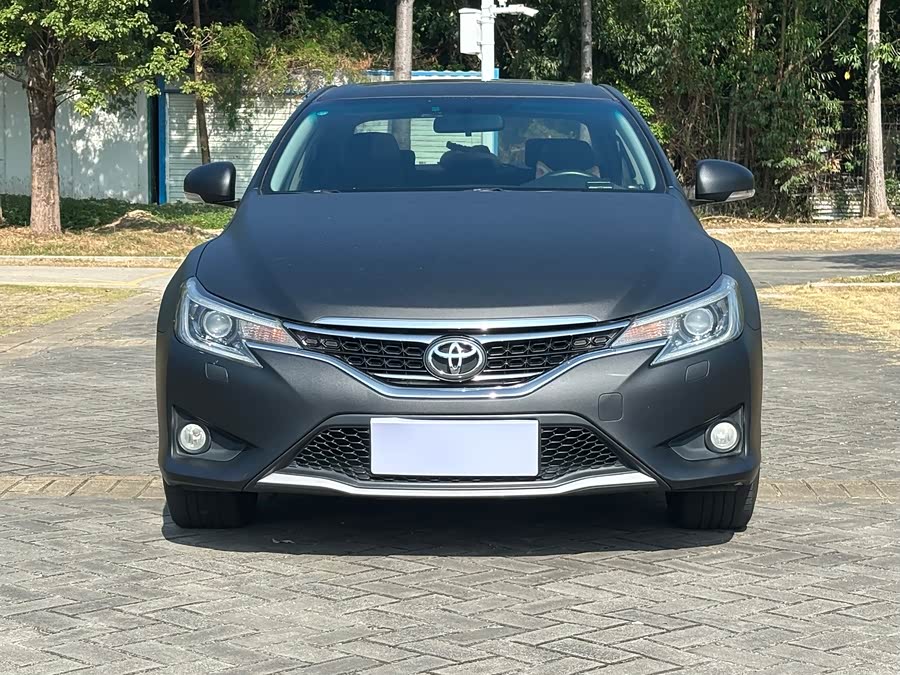 Toyota Reiz 2013 immagine di auto #3