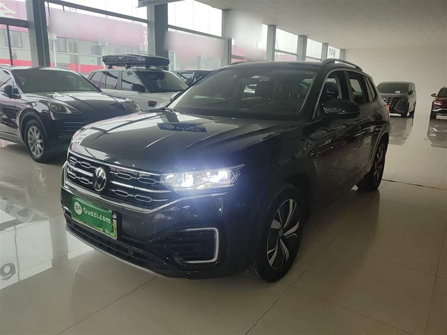 Volkswagen Tayron GTE 2022 car image #3