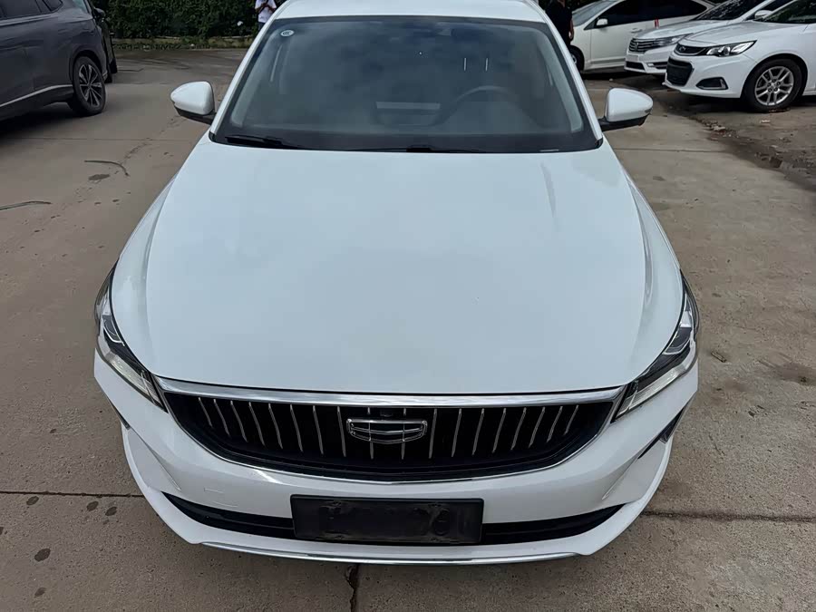 GEELY Emgrand 2021 car image #3