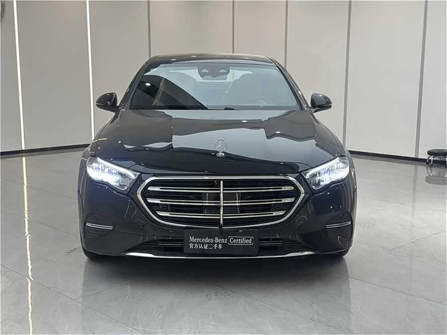 Mercedes-Benz E Class #3 Mercedes-Benz E Class car image #3
