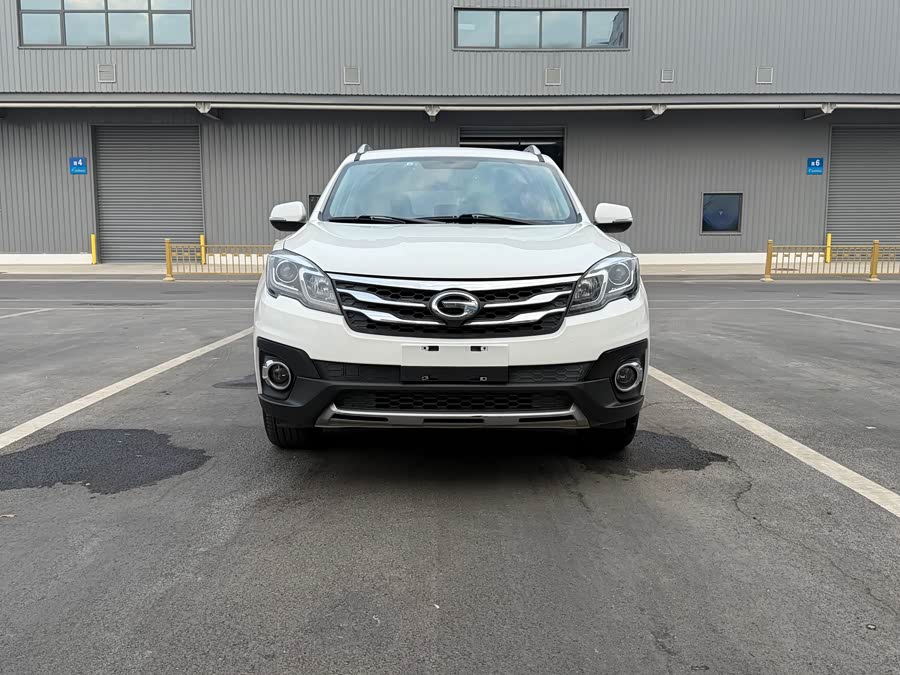 GAC Trumpchi GS5 Super 2016 #3 GAC Trumpchi GS5 Super 2016 car image #3