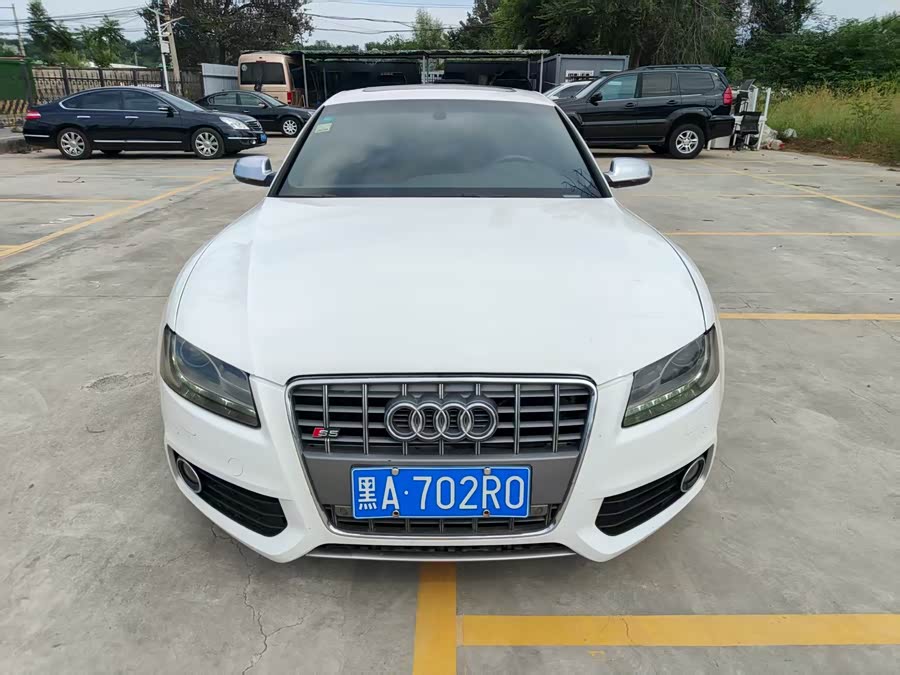 Audi S5 2011 car image #3