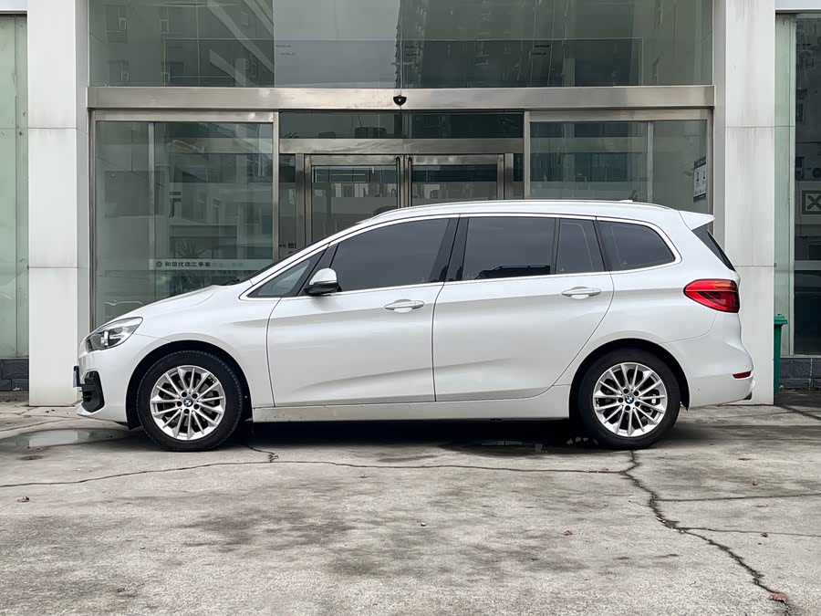 BMW 2 Series Gran Tourer 2019 immagine di auto #3