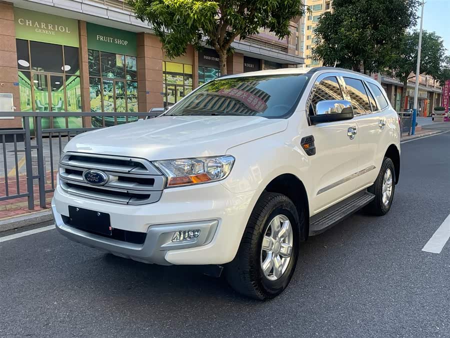 Ford Everest 2017 immagine di auto #3