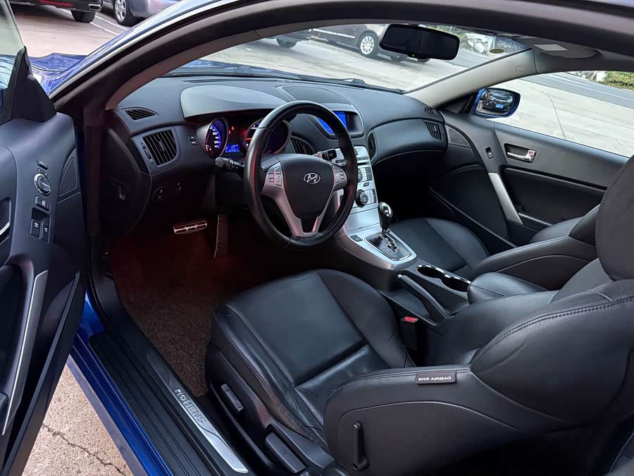 Hyundai Rohens-Coupe 2009 car image #3