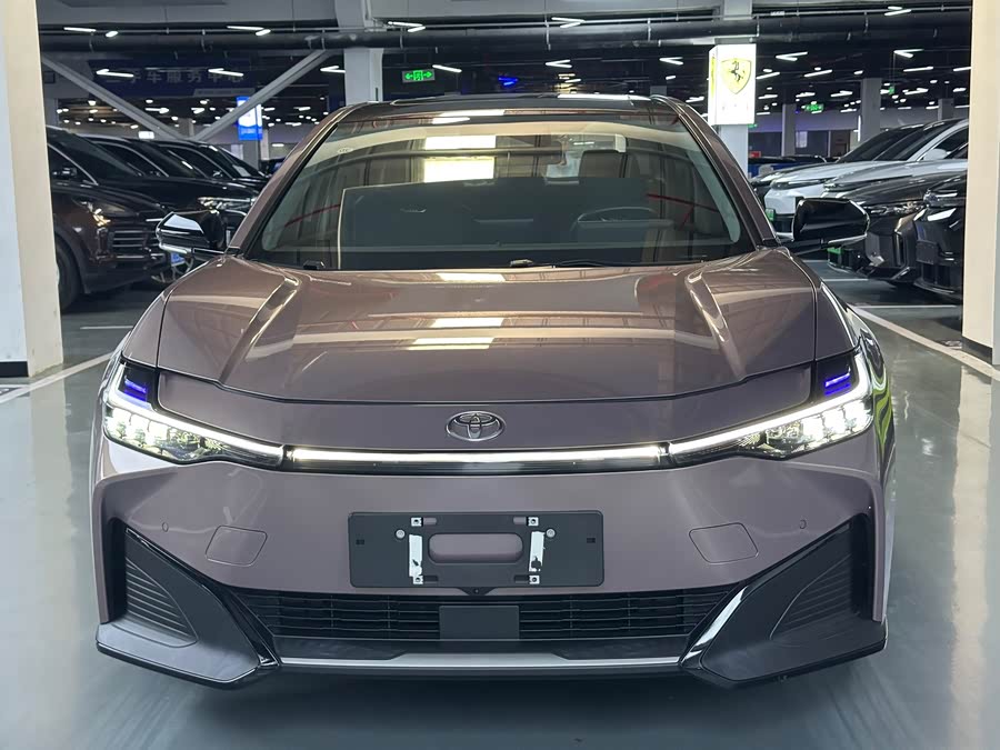 BYD e1 2023 immagine di auto #3