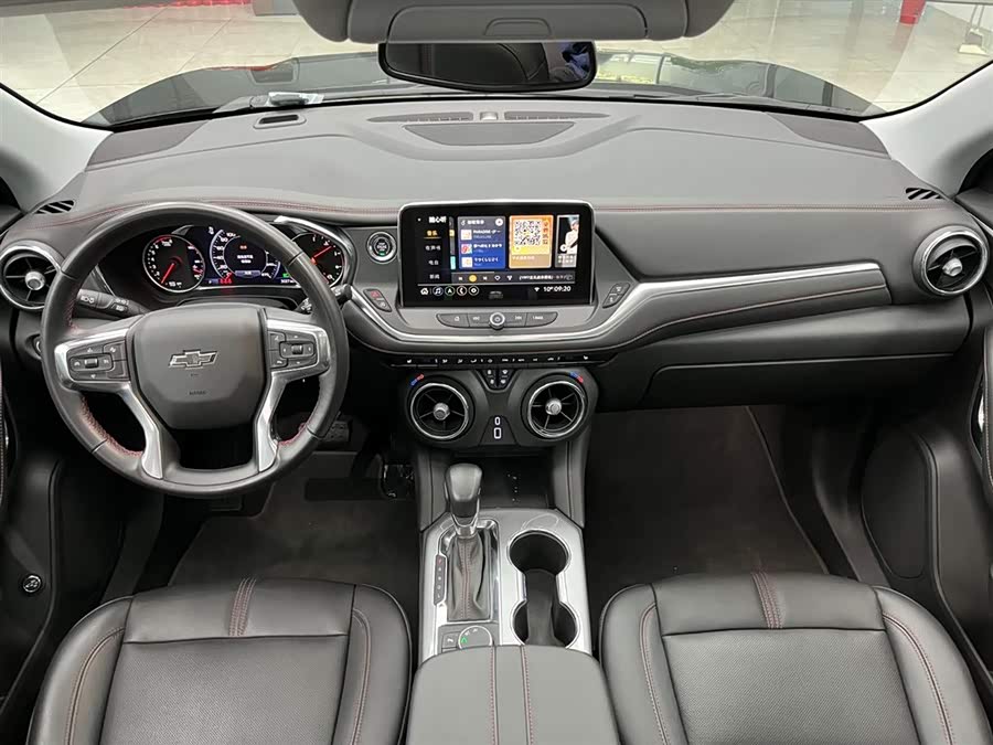 Chevrolet Blazer 2023 car image #3