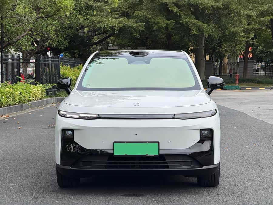 零跑汽车 零跑B10 2025 汽车图片 #3