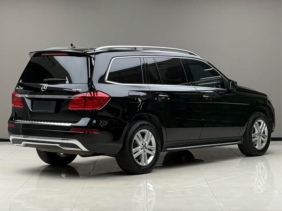 Mercedes-Benz GL Class 2016 car image #3