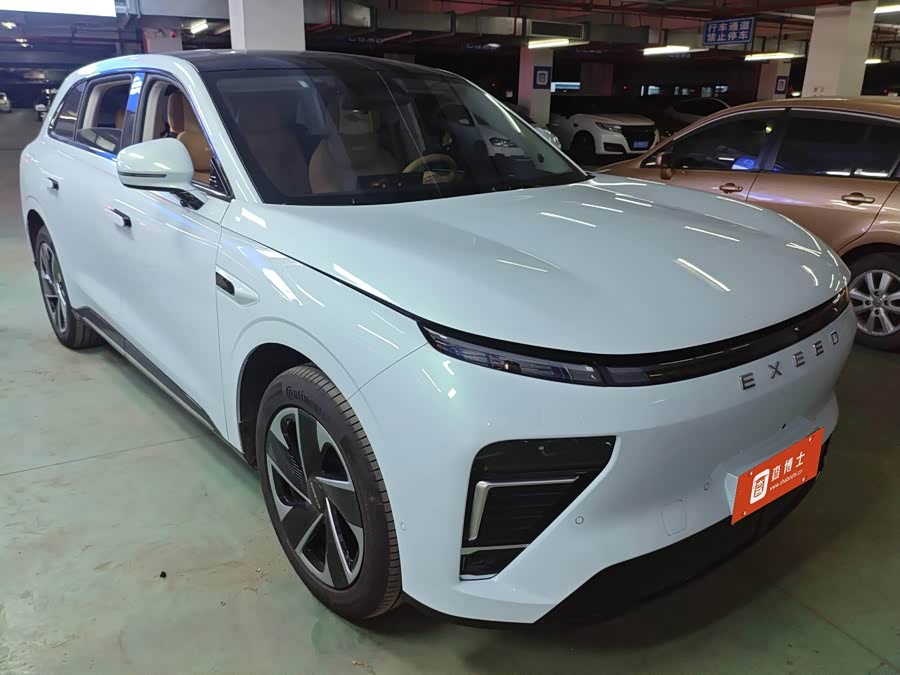 Exceed Stellar Era ET 2025 car image #3