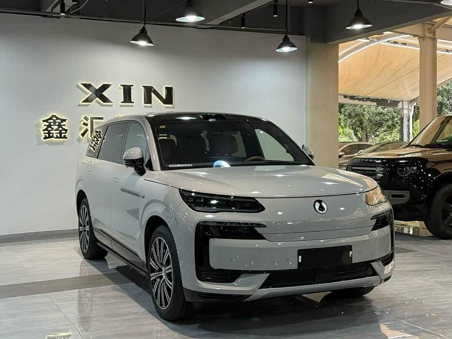 Denza N9 2025 #3 Denza N9 2025 car image #3