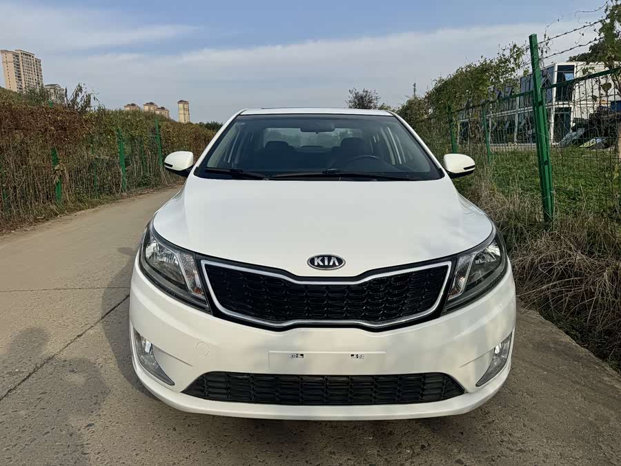 Kia K2 2013 image de voiture #3