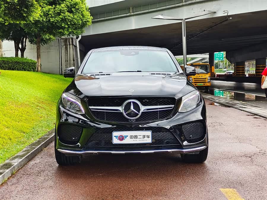 Mercedes-Benz GLE Coupe 2019 #3 Mercedes-Benz GLE Coupe 2019 car image #3