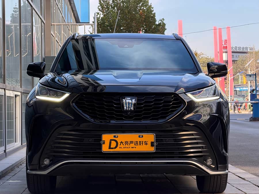 Toyota Crown Kluger 2022 #3 Toyota Crown Kluger 2022 immagine di auto #3