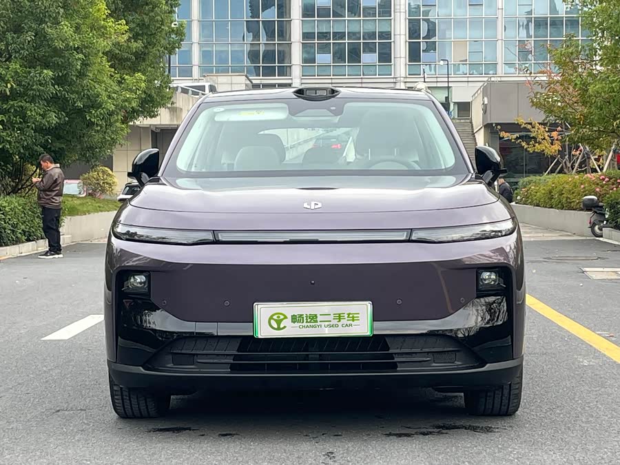 零跑汽车 零跑B10 2025 汽车图片 #3