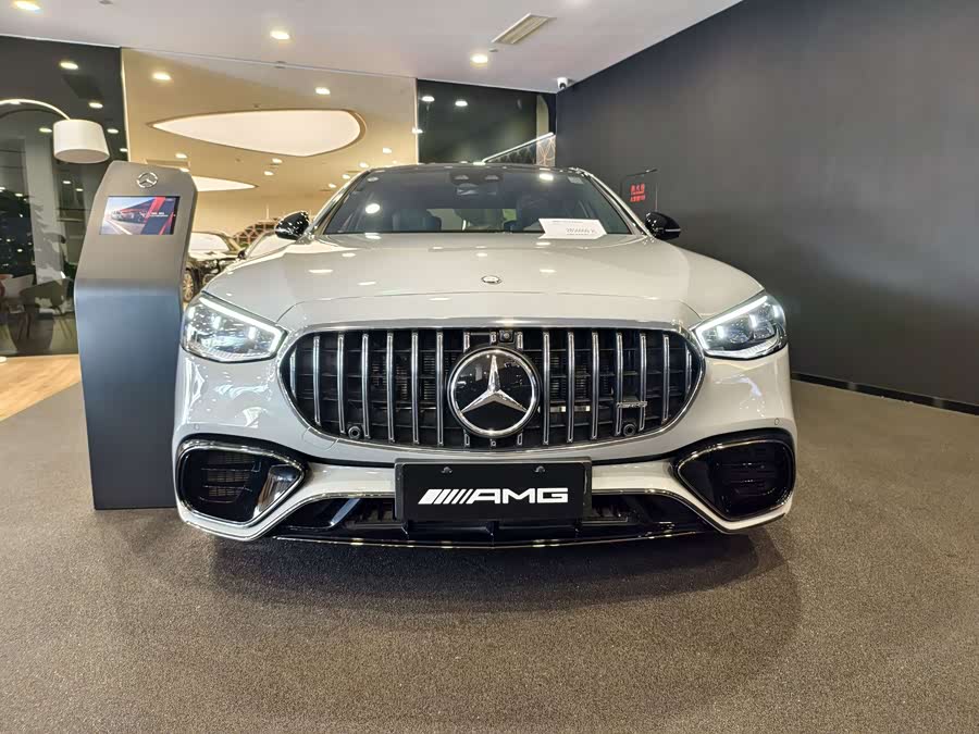 Mercedes-Benz S AMG New Energy imagem de carro #3