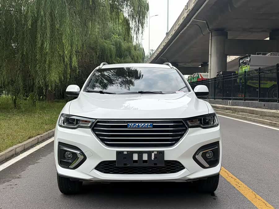 Haval H2s 2018 #3 Haval H2s 2018 car image #3