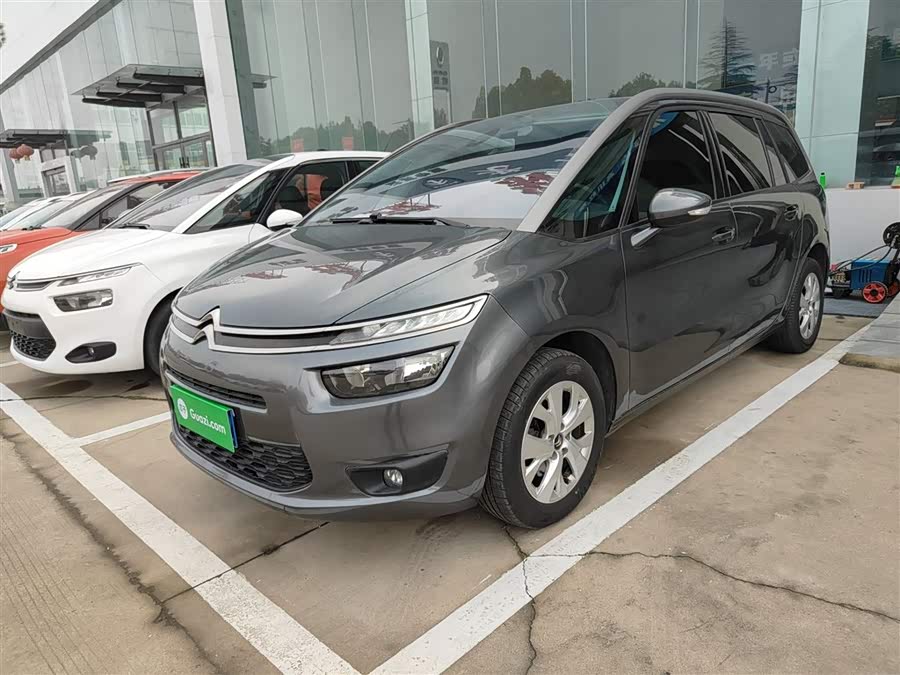 Citroen C4 PICASSO 2017 صورة سيارة #3