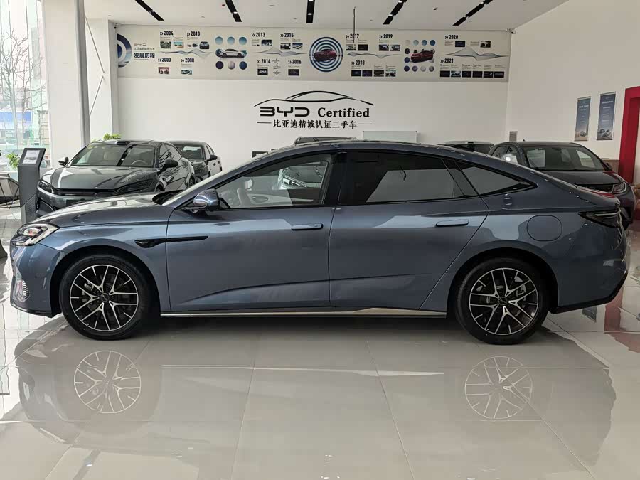 BYD Seal 07 DM-i 2025 صورة سيارة #3