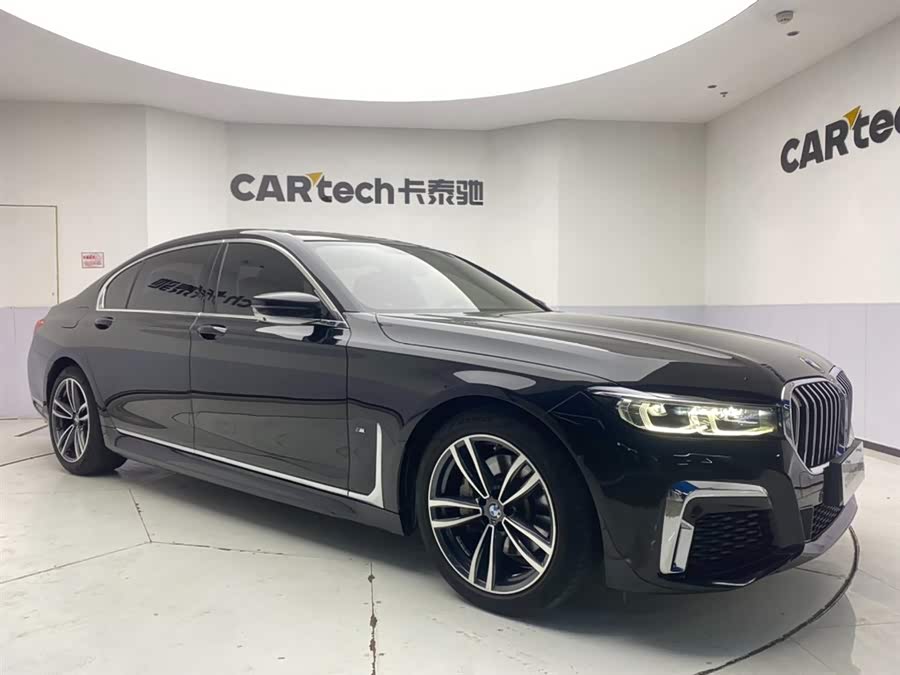 BMW 7 Series 2020 car image #3