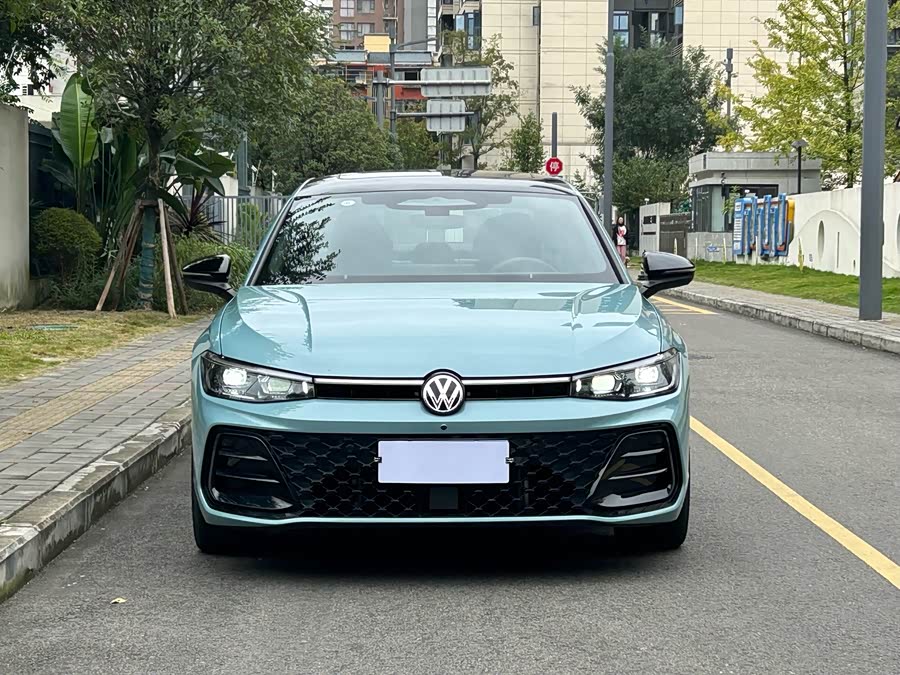 Volkswagen Passat 2024 изображение автомобиля #3