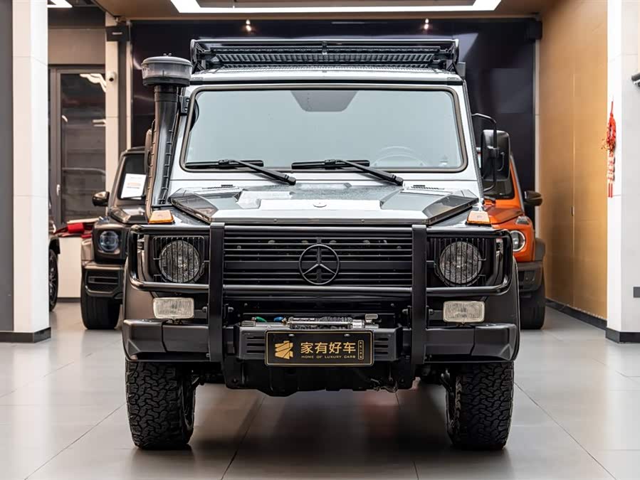 Mercedes-Benz 2019 car image #3