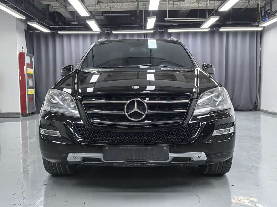 Mercedes-Benz M Class 2011 #3 Mercedes-Benz M Class 2011 car image #3