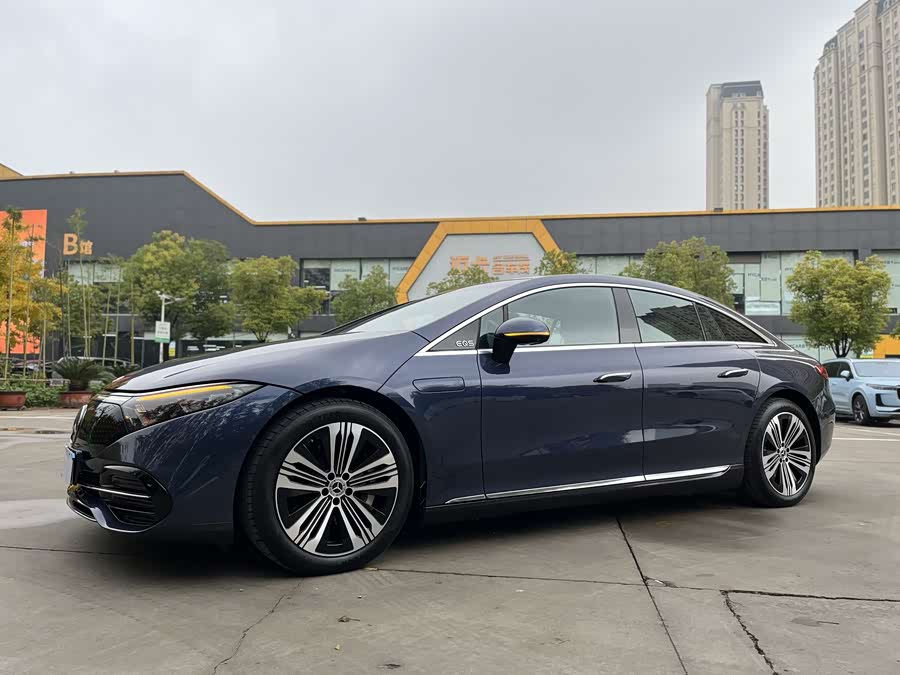 Mercedes-Benz EQS Class 2022 car image #3