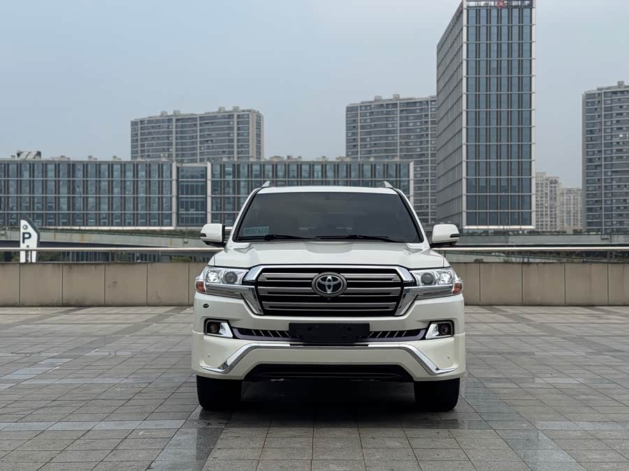 Toyota 2018 car image #3